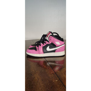 Air Jordan 1 Mid Shoes Youth Size 5.5Y Pink Black Leather Sneakers 555112-002